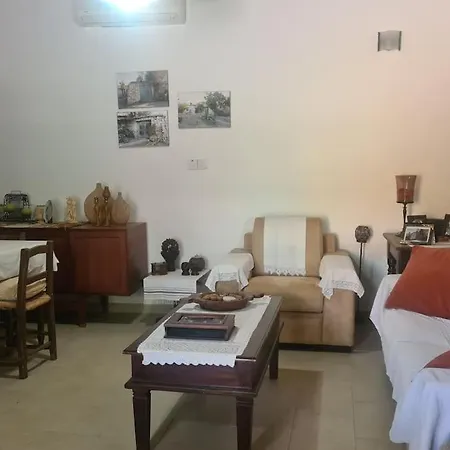 Holiday home Ivi's House Giolou Paphos